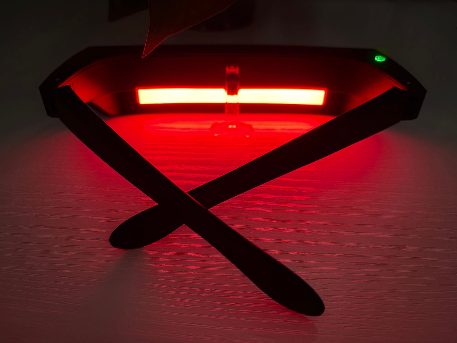 lumvoo-670nm-deep-red-light-glasses